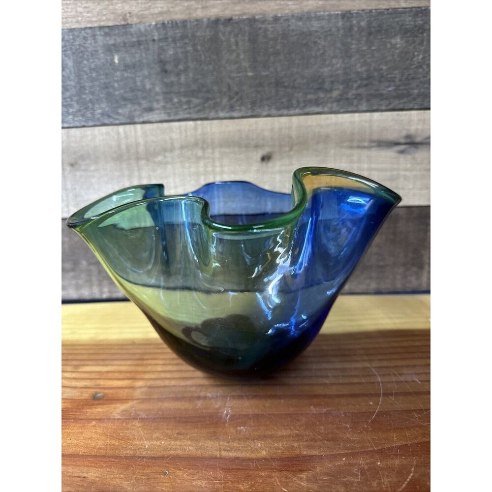 Glass Blown Bowl Adam Jablonski Style Ruffled Glass Art / Multicolored